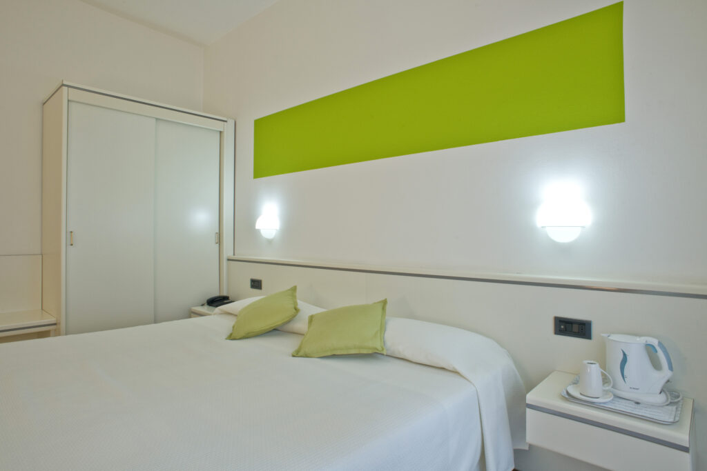 Double room ecomomy e economy large (11)