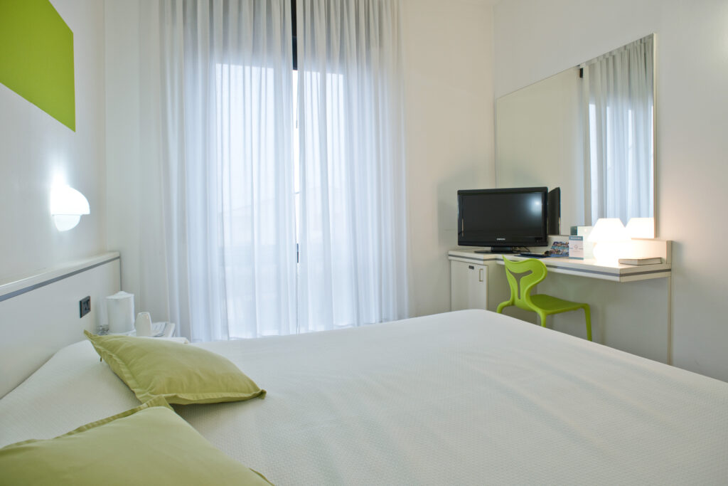 Double room ecomomy e economy large (9)